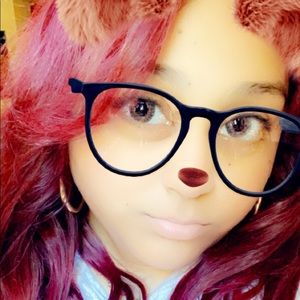 Meet your Posher, Denisse